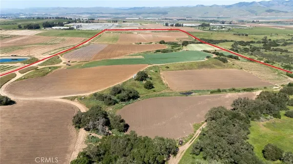 $14,448,888 | 0 East Clark Avenue, Santa Maria, CA 93455