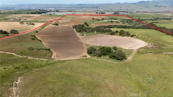 $14,448,888 | 0 East Clark Avenue, Santa Maria, CA 93455