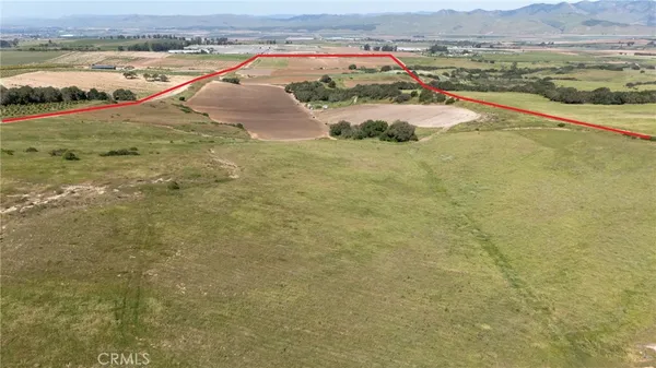 $14,448,888 | 0 East Clark Avenue, Santa Maria, CA 93455
