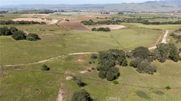 $14,448,888 | 0 East Clark Avenue, Santa Maria, CA 93455