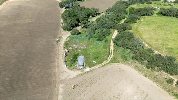 $14,448,888 | 0 East Clark Avenue, Santa Maria, CA 93455