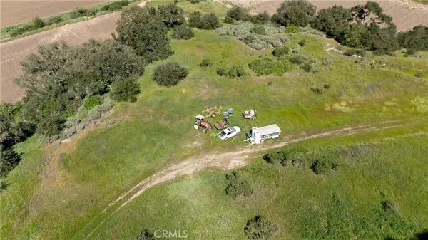 $14,448,888 | 0 East Clark Avenue, Santa Maria, CA 93455