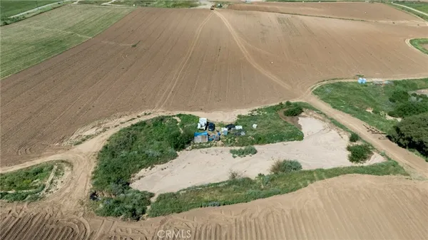 $14,448,888 | 0 East Clark Avenue, Santa Maria, CA 93455