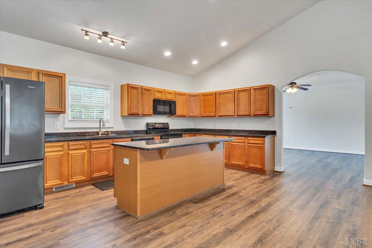 2677 Tolers Ferry Road Huddleston, VA 24104 - Photo 11 of 57