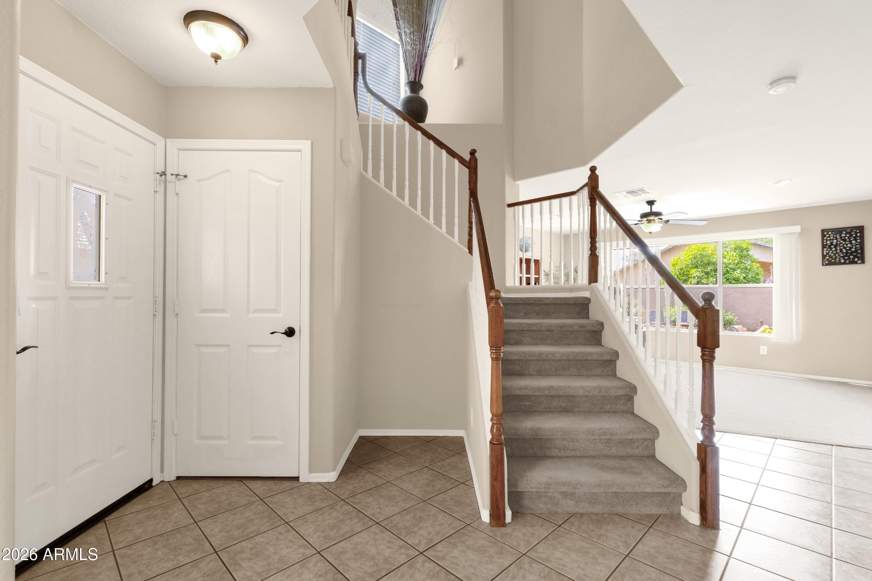4507 East Gatewood Road Phoenix, AZ 85050 - Photo 15 of 43 Foyer/Stairs