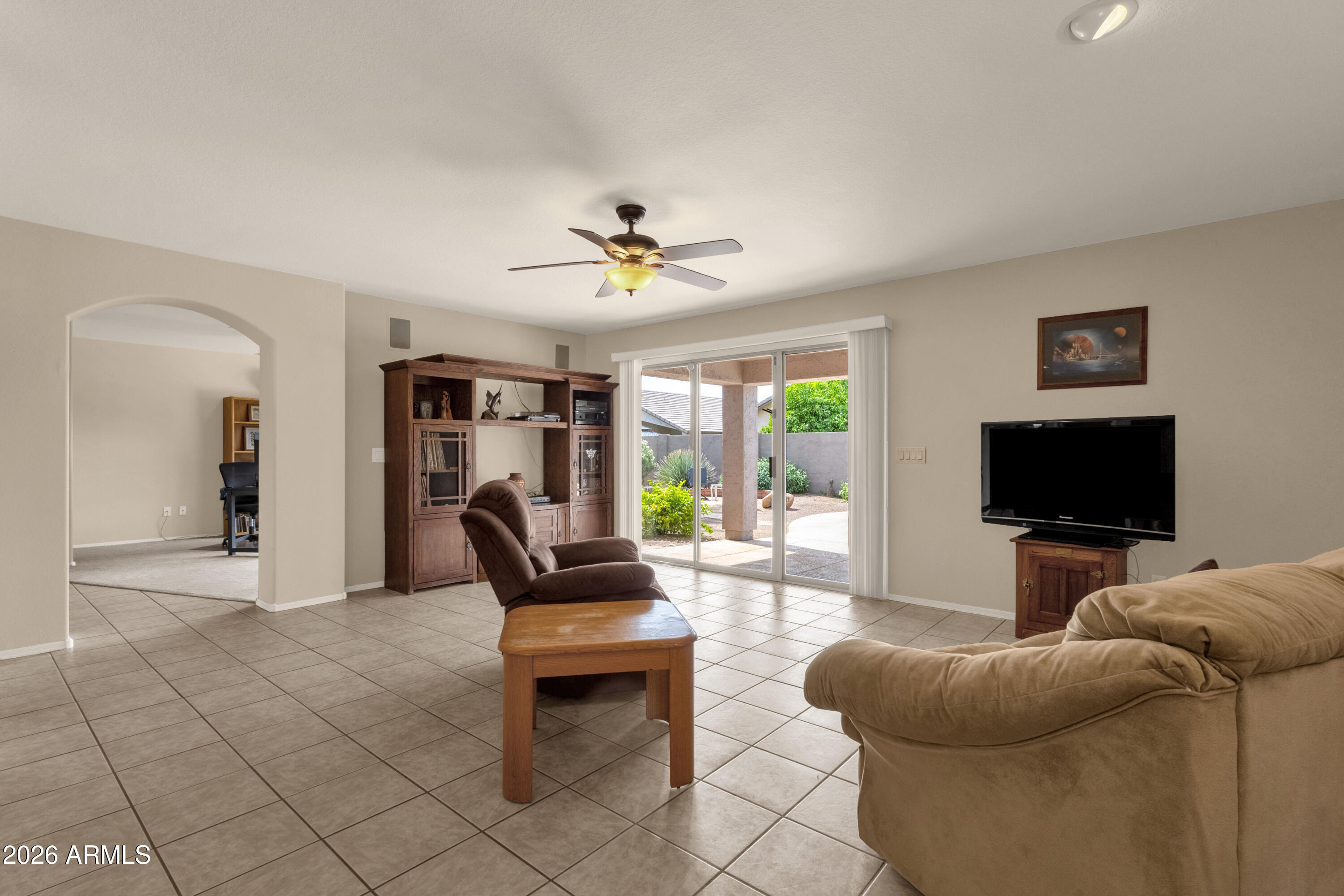 4507 East Gatewood Road Phoenix, AZ 85050 - Photo 7 of 43 Family Room