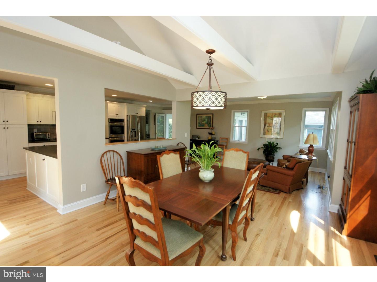216 King George Road Pennington, NJ 08534 - Photo 8 of 25