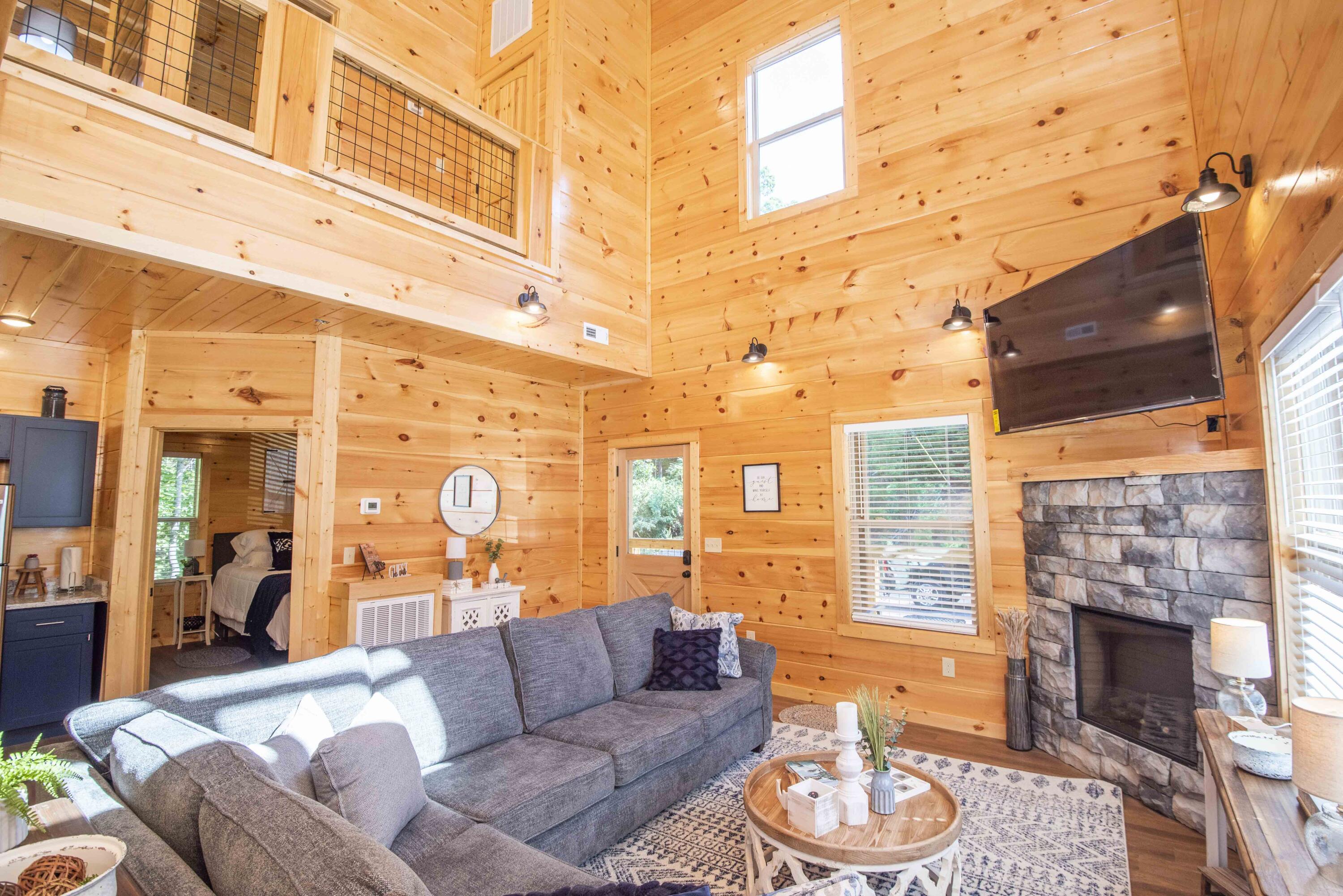 1543 Bear Valley Road Sevierville, TN 37876 - Photo 15 of 55 living_1