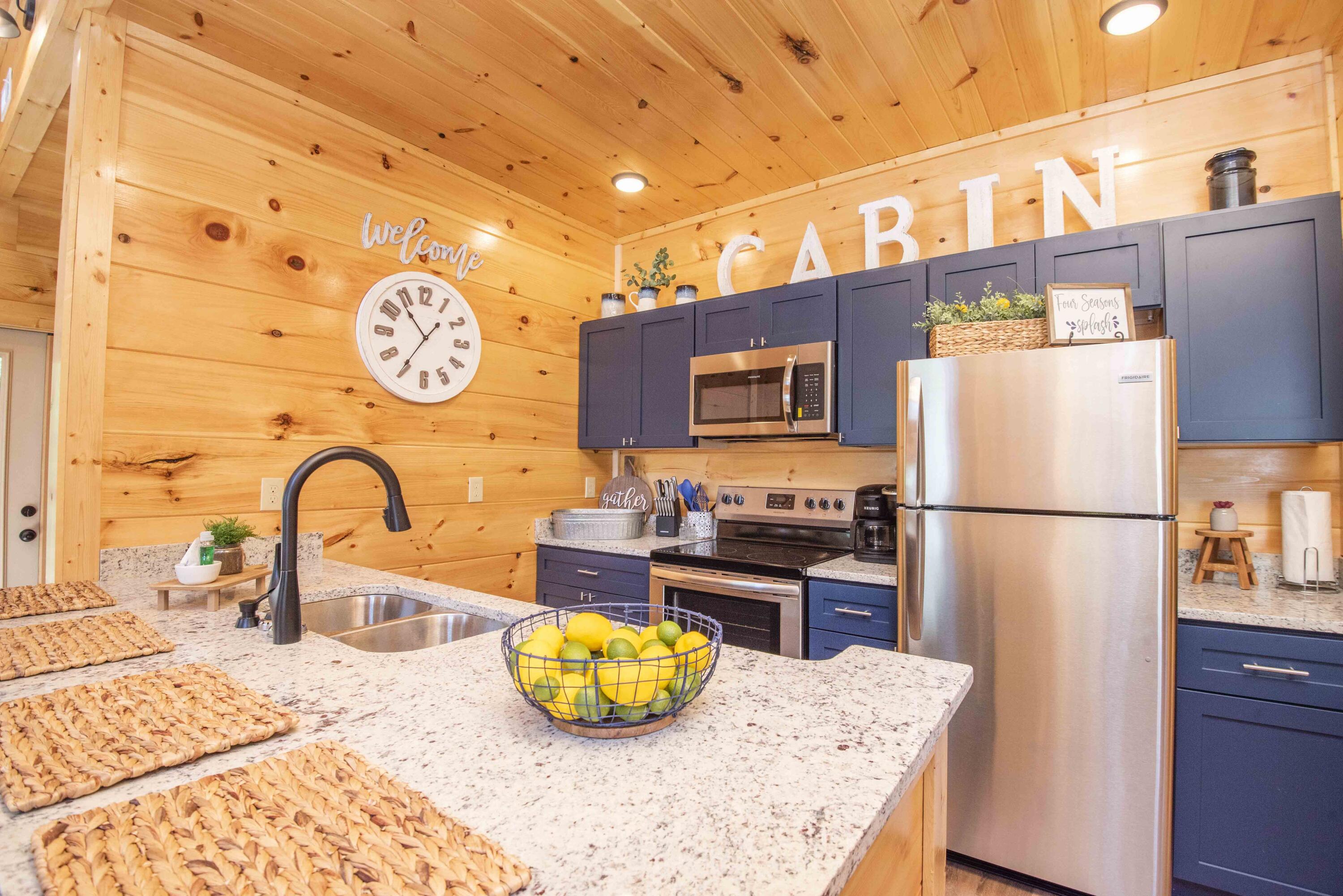 1543 Bear Valley Road Sevierville, TN 37876 - Photo 3 of 55 kitchen_1