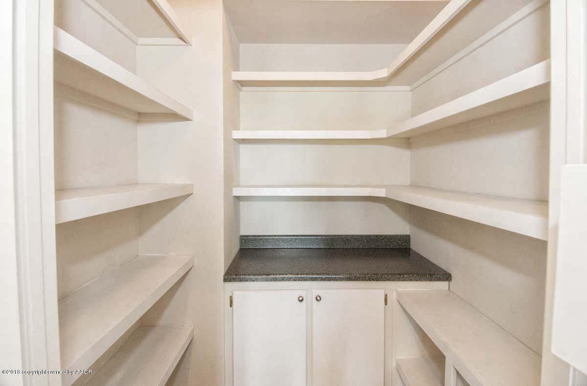 9251 Greyhawk Road Amarillo, TX 79119 - Photo 12 of 63 PANTRY