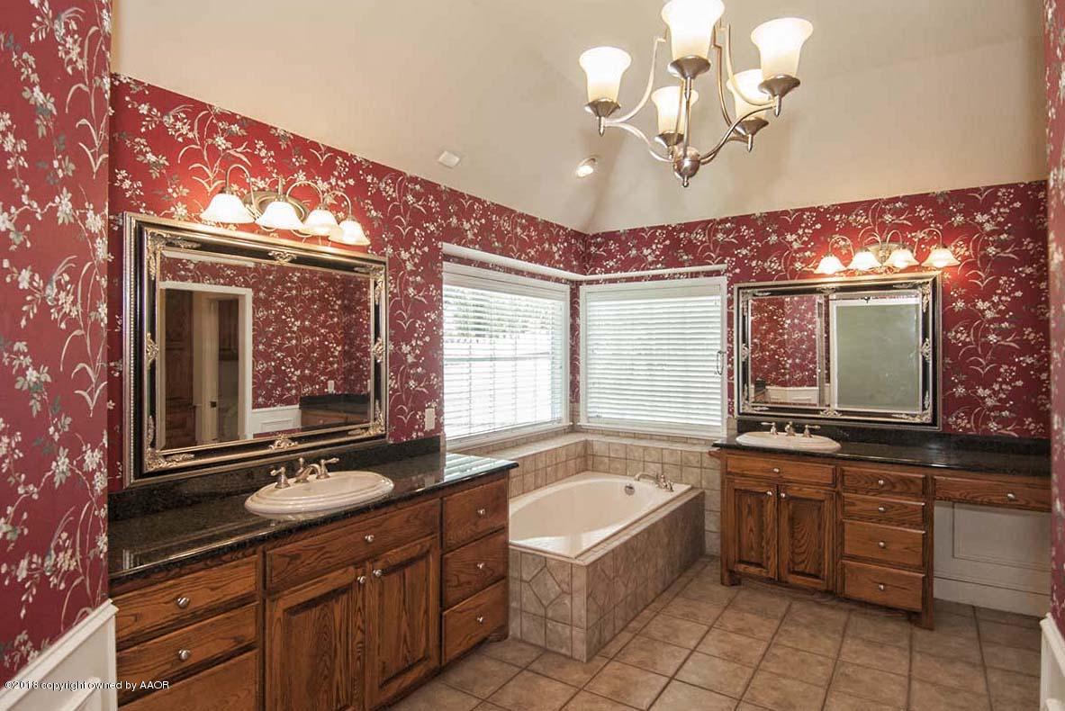 9251 Greyhawk Road Amarillo, TX 79119 - Photo 23 of 63 MASTER BATH VIEW 1