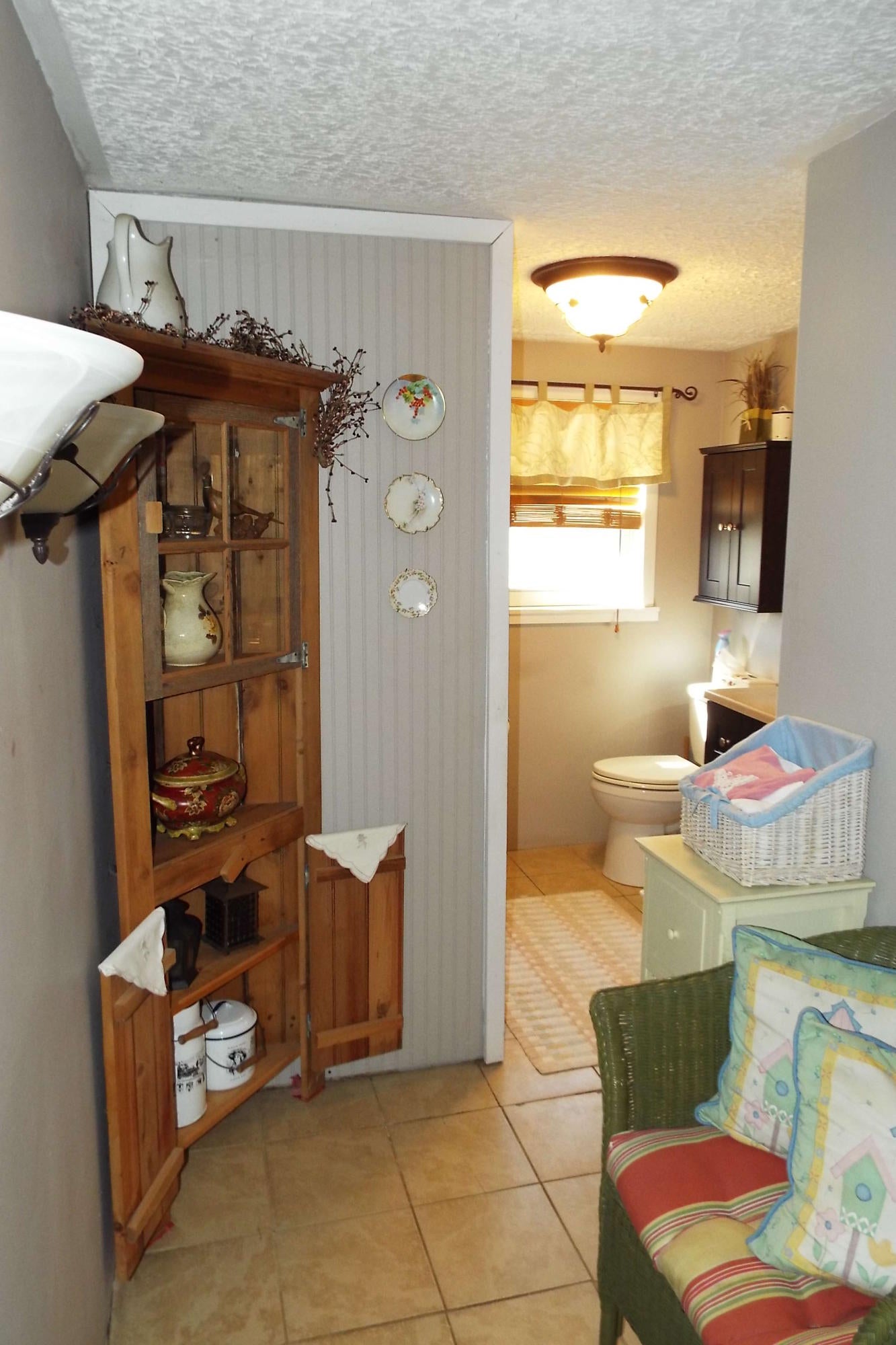 23 Holiness Church Road Union, WV 24983 - Photo 7 of 13 Gallery Image 7