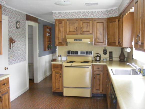 260 N Road Lancaster, NH 03584 - Photo 2 of 14