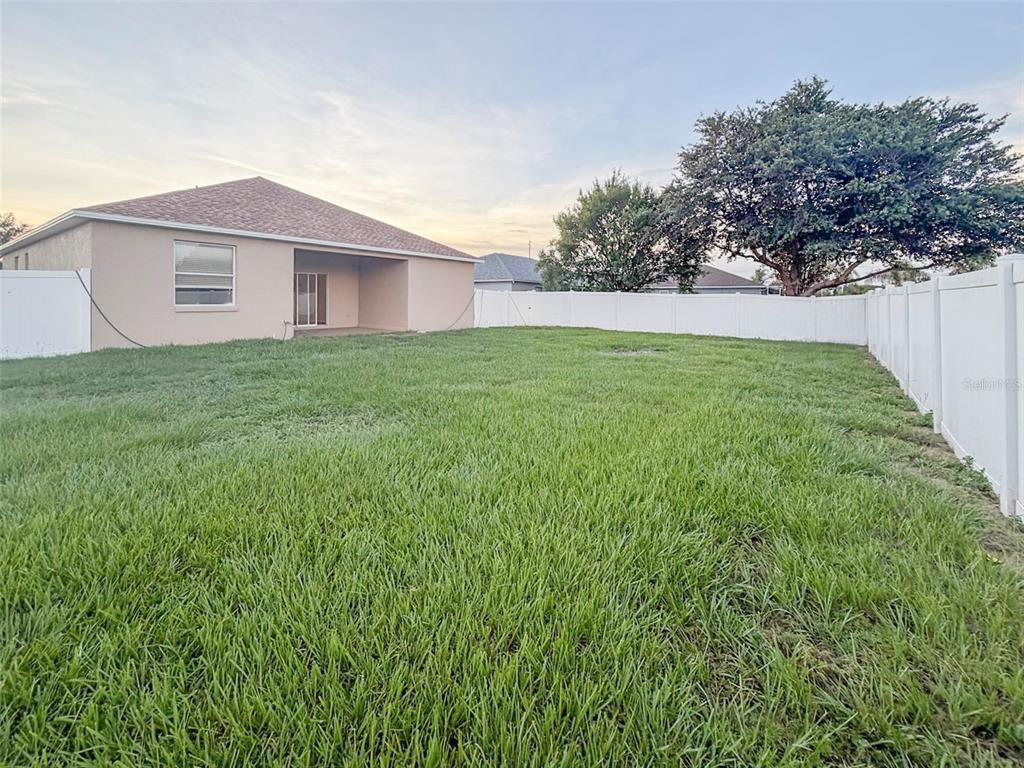 5014 Yellowtop Loop Lakeland, FL 33811 - Photo 15 of 16
