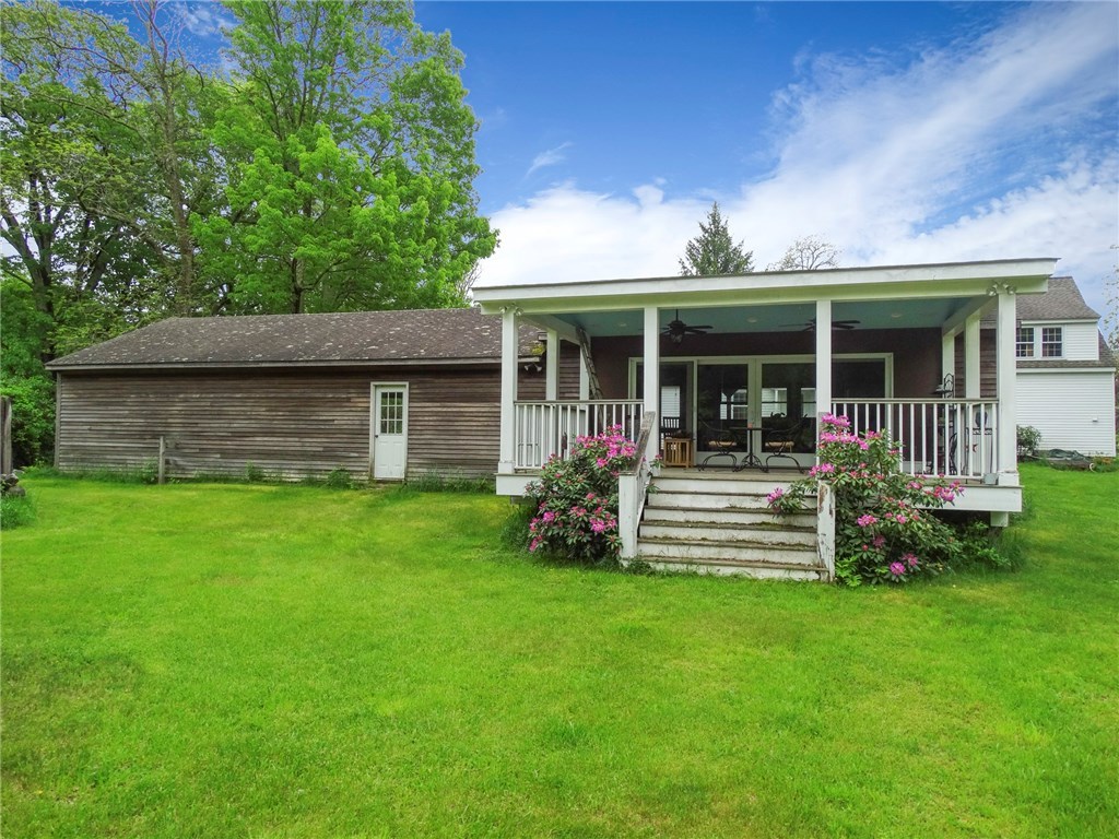 969 Snake Hill Road Glocester, RI 02857 - Photo 15 of 34