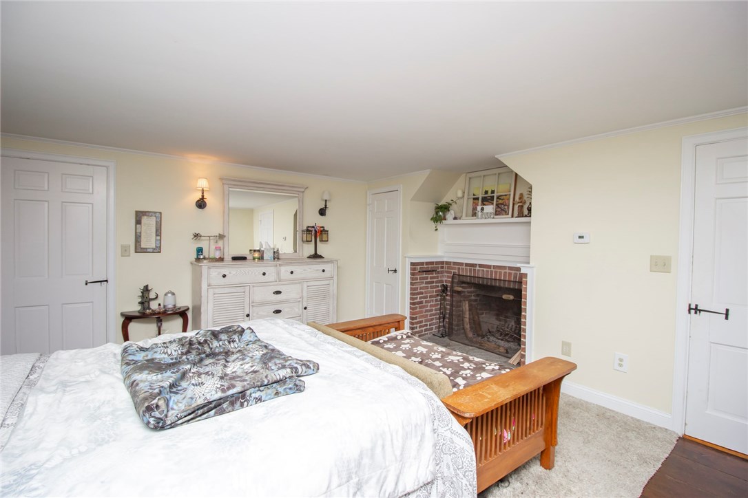 969 Snake Hill Road Glocester, RI 02857 - Photo 26 of 34