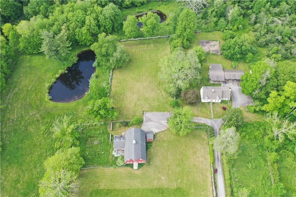 969 Snake Hill Road Glocester, RI 02857 - Photo 6 of 34