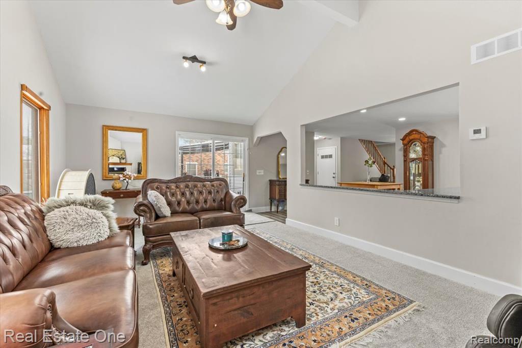 2931 Wisconsin Road Troy, MI 48083 - Photo 12 of 49