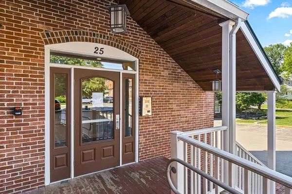 $445,000 | 25 Cedar Street, Unit 14, Amesbury, MA 01913