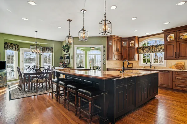 $2,195,000 | 1520 MacAlpin Circle, Inverness, IL 60010