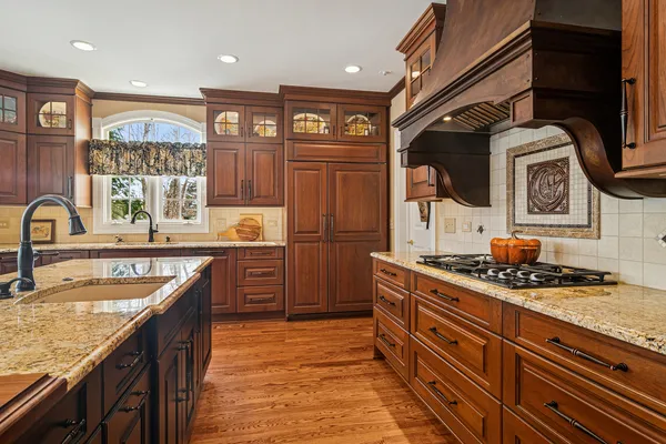 $2,195,000 | 1520 MacAlpin Circle, Inverness, IL 60010