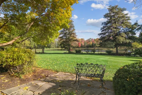 $2,195,000 | 1520 MacAlpin Circle, Inverness, IL 60010