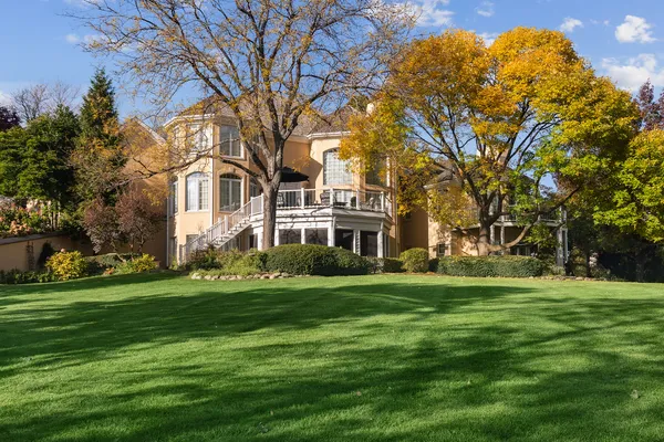 $2,195,000 | 1520 MacAlpin Circle, Inverness, IL 60010