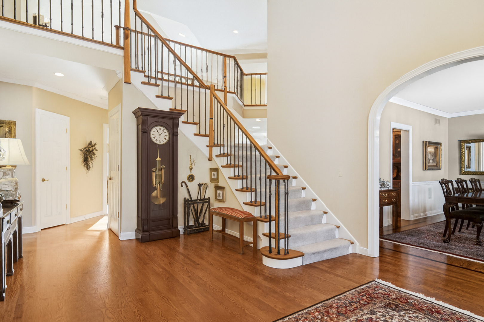 1520 MacAlpin Circle Inverness, IL 60010 - Photo 8 of 58 a view of entryway and hall with wooden floor