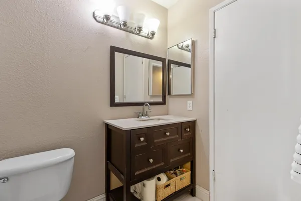 $329,900 | 2756 Barcelona Drive, Modesto, CA 95354