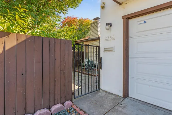 $329,900 | 2756 Barcelona Drive, Modesto, CA 95354