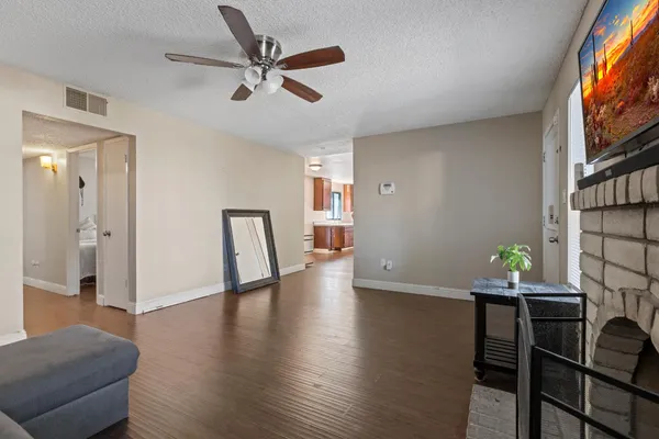 $329,900 | 2756 Barcelona Drive, Modesto, CA 95354