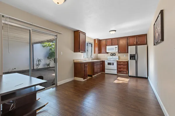 $329,900 | 2756 Barcelona Drive, Modesto, CA 95354