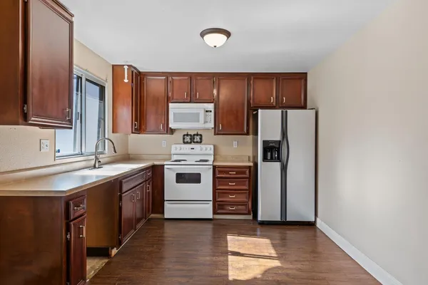 $329,900 | 2756 Barcelona Drive, Modesto, CA 95354