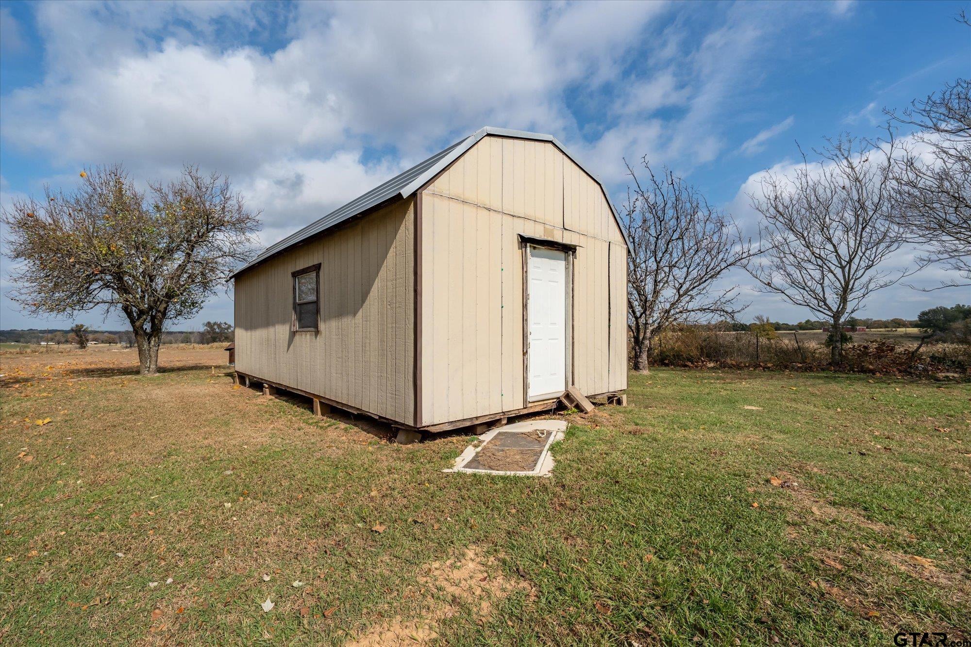 11619 County Road 4331 Larue, TX 75770 - Photo 29 of 30 a view of backyard with large trees