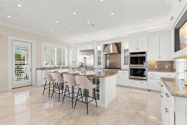 $5,995,000 | 6199 54th Street South, St. Petersburg, FL 33715