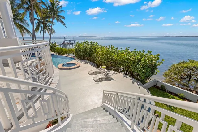 $5,995,000 | 6199 54th Street South, St. Petersburg, FL 33715