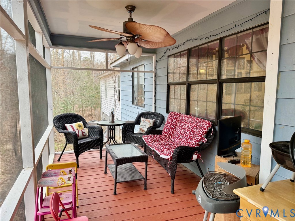 989 Signboard Road Bumpass, VA 23024 - Photo 8 of 9