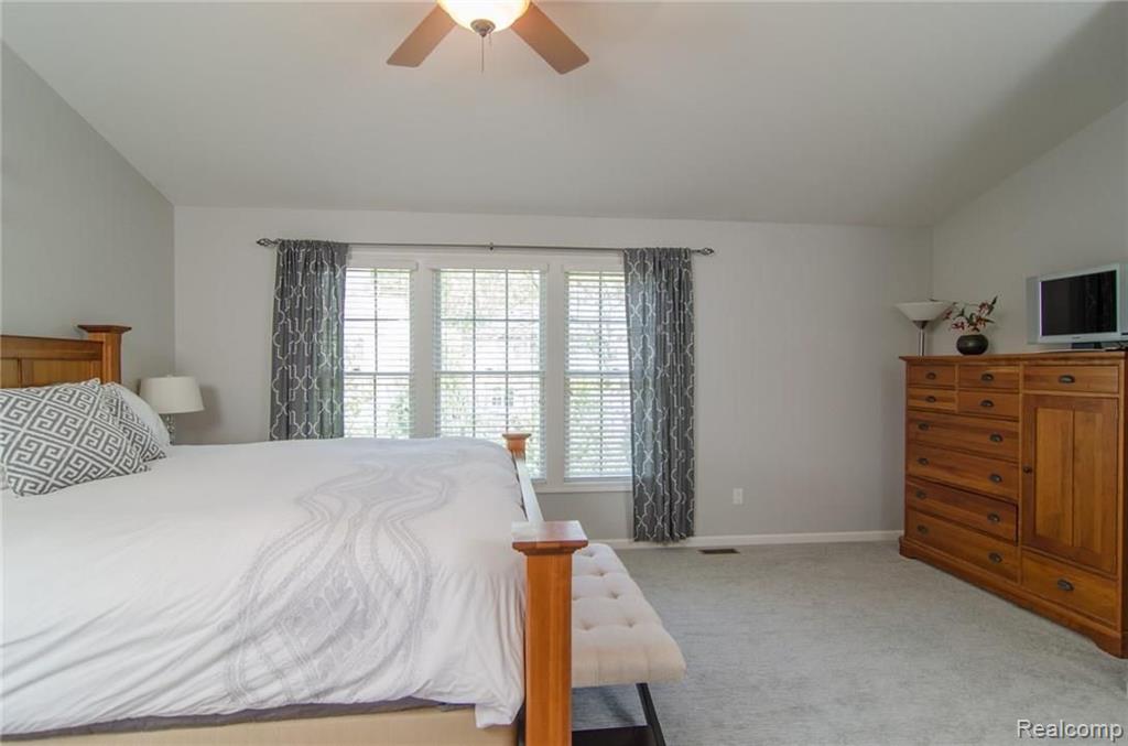 673 Enchantment Drive Rochester, MI 48307 - Photo 23 of 37
