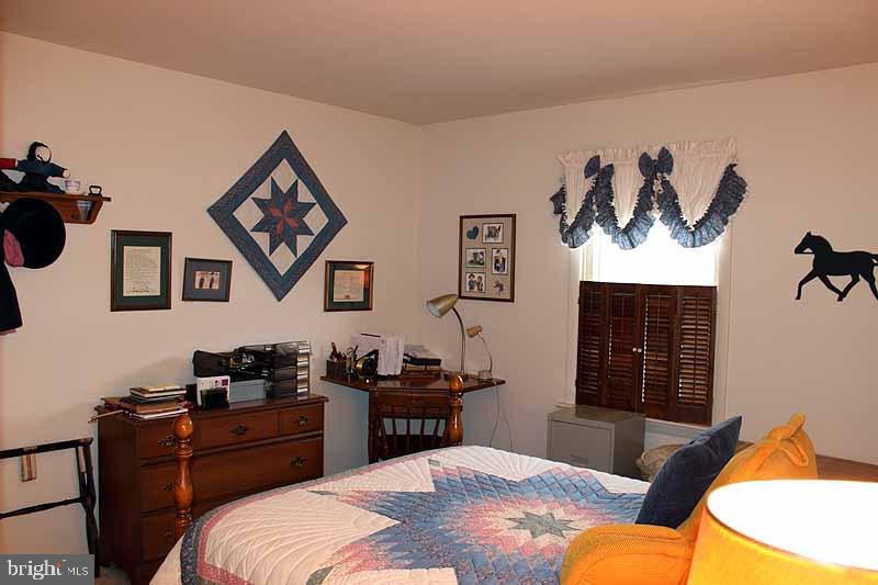 409 Longmeadow Road Lancaster, PA 17601 - Photo 7 of 11