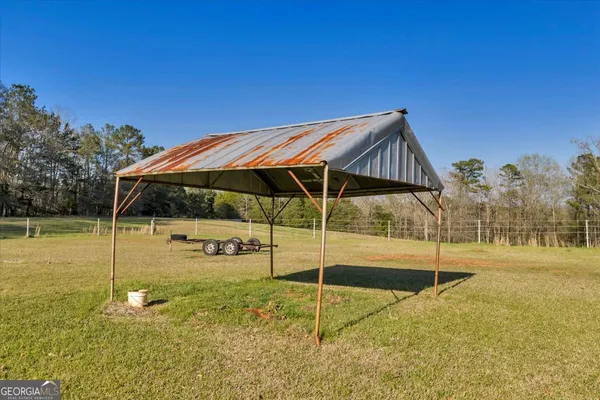a view of an outdoor space and a yard