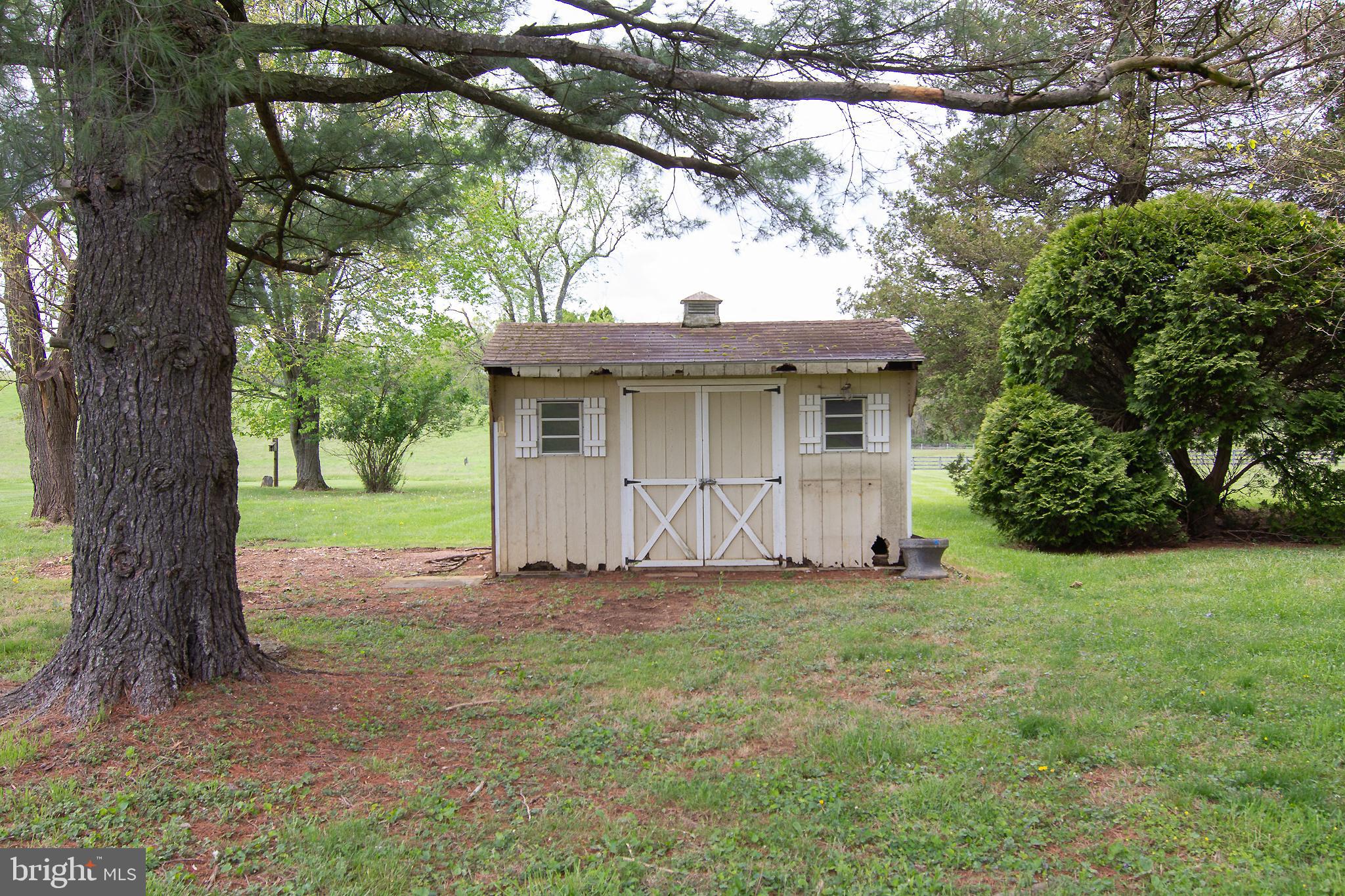 700 Lucabaugh Mill Road Westminster, MD 21157 - Photo 14 of 47 Detached shed (may be tear down)