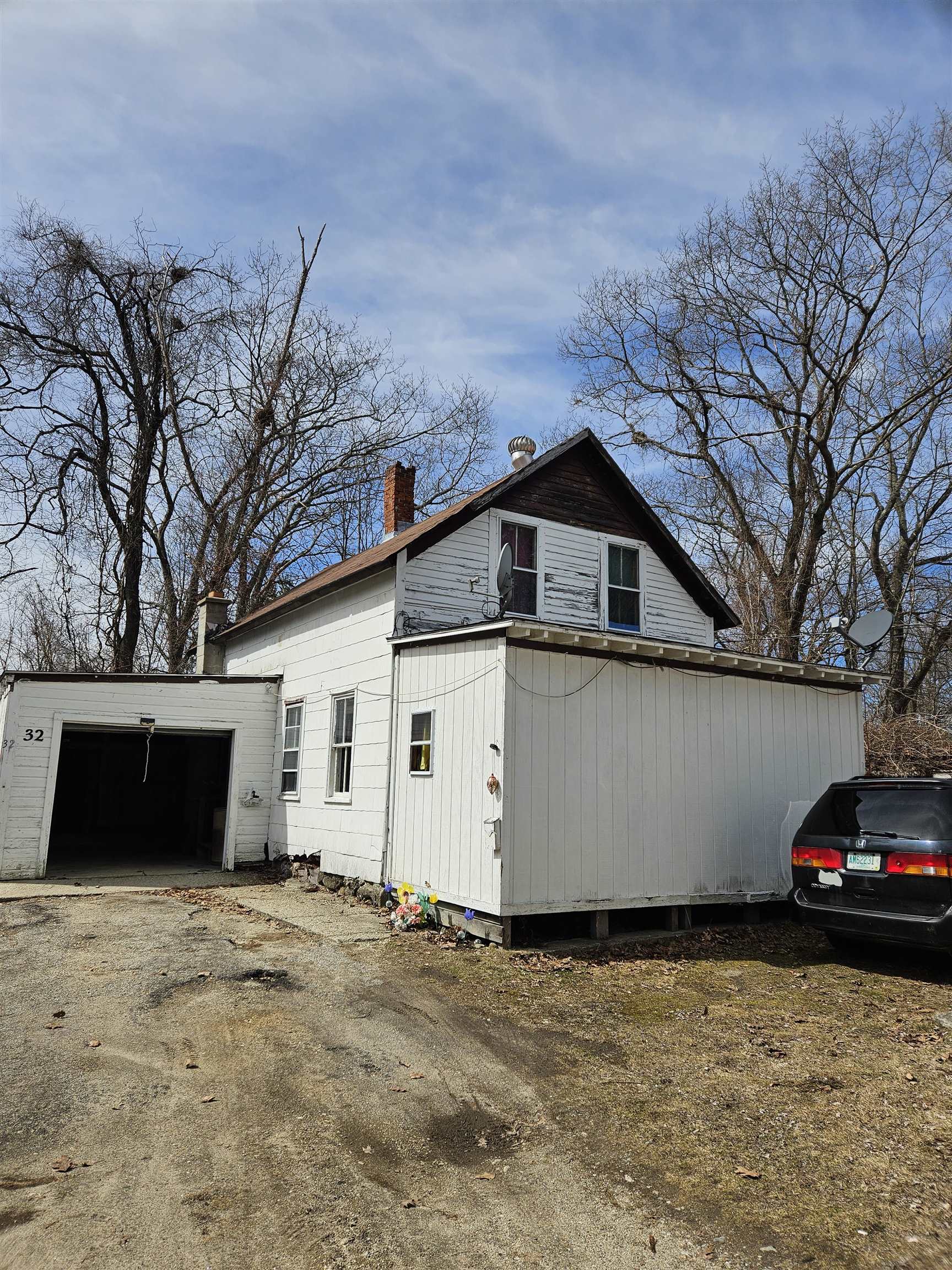 32 Charles Street Keene, NH 03431 - Photo 40 of 43