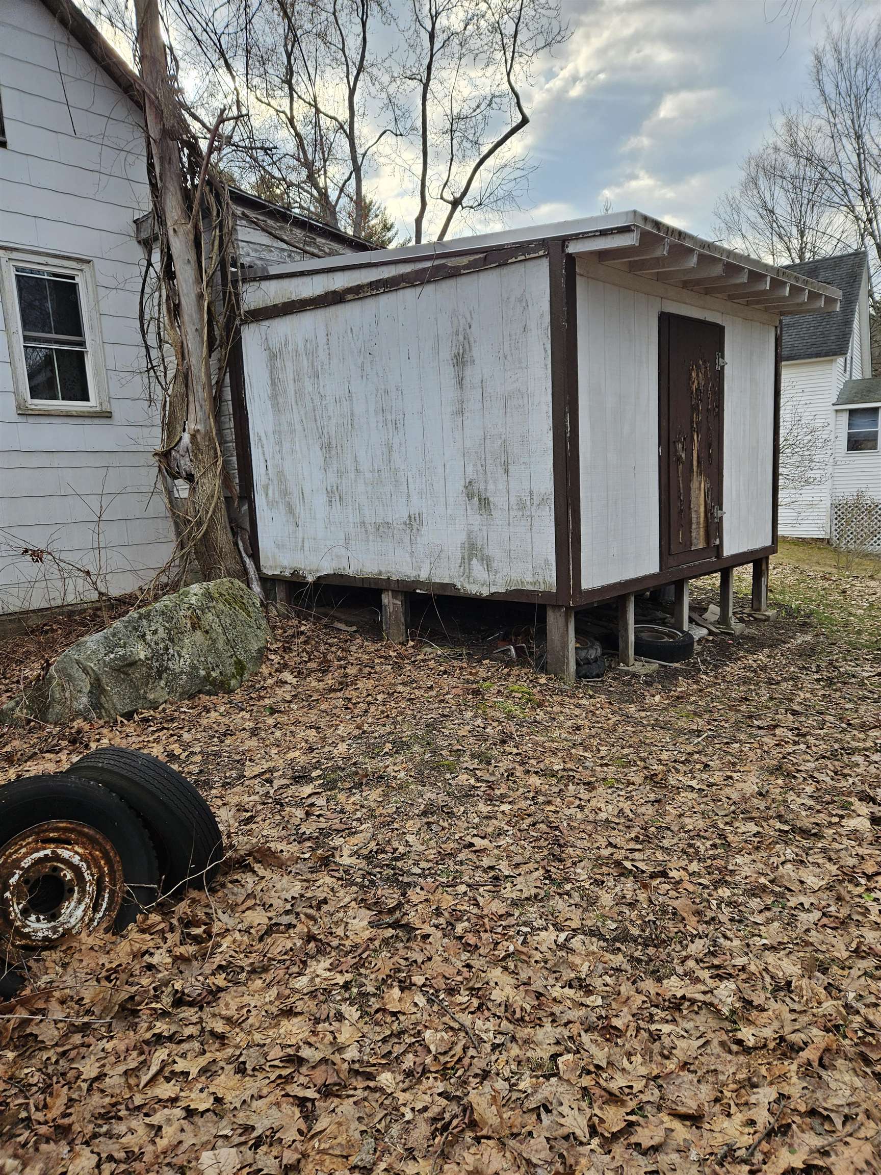 32 Charles Street Keene, NH 03431 - Photo 5 of 43