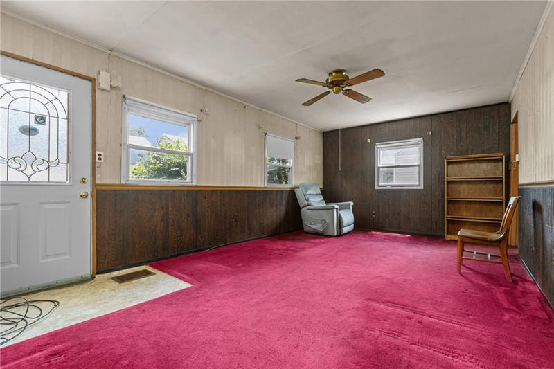 1905 Glen Road Aliquippa, PA 15001 - Photo 9 of 22 Gallery Image 9