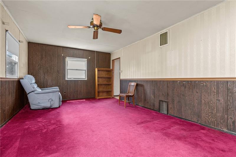 1905 Glen Road Aliquippa, PA 15001 - Photo 10 of 22 Gallery Image 10