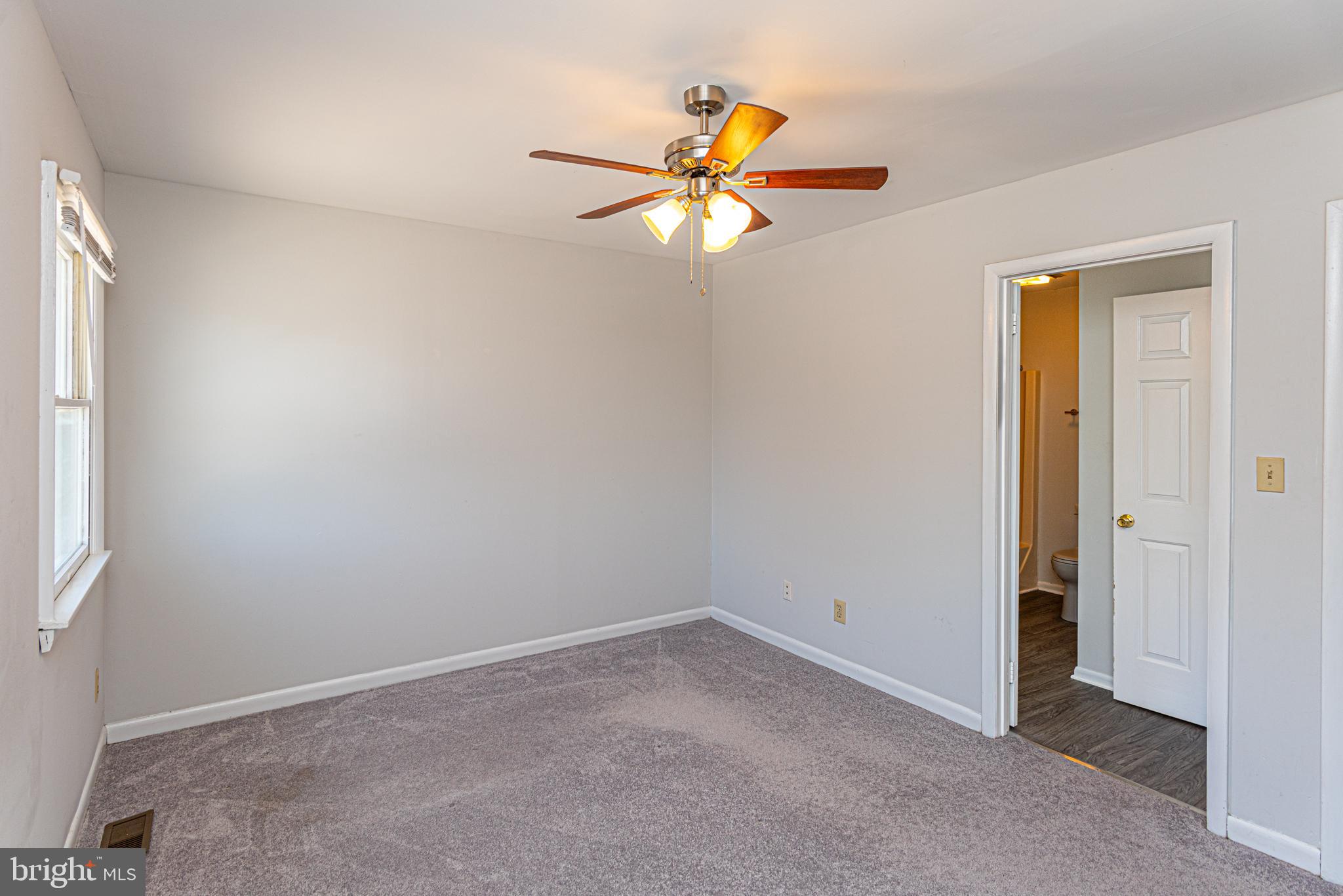 137 Jamestown Road, Unit C Ocean City, MD 21842 - Photo 24 of 49