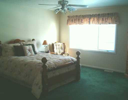 52680 Spring Valley Lane Granger, IN 46530 - Photo 3 of 8 Gallery Image 3