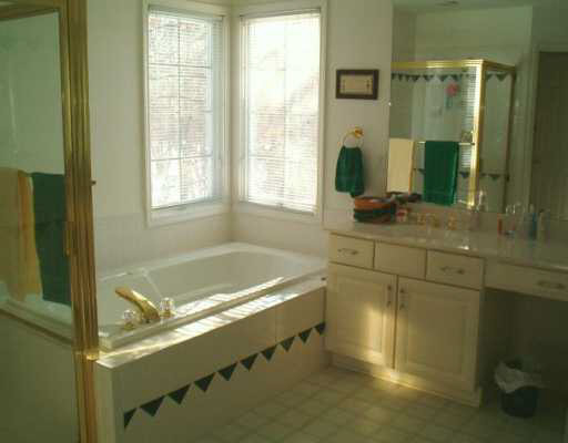 52680 Spring Valley Lane Granger, IN 46530 - Photo 4 of 8 Gallery Image 4