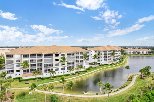 $469,500 | 9121 Southmont Cove, Unit 201, Fort Myers, FL 33908