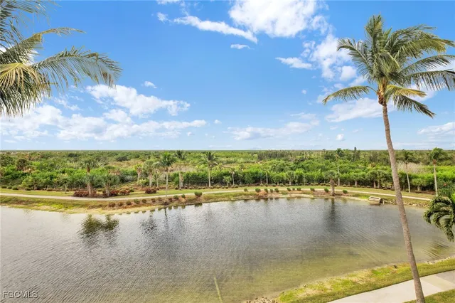 $469,500 | 9121 Southmont Cove, Unit 201, Fort Myers, FL 33908